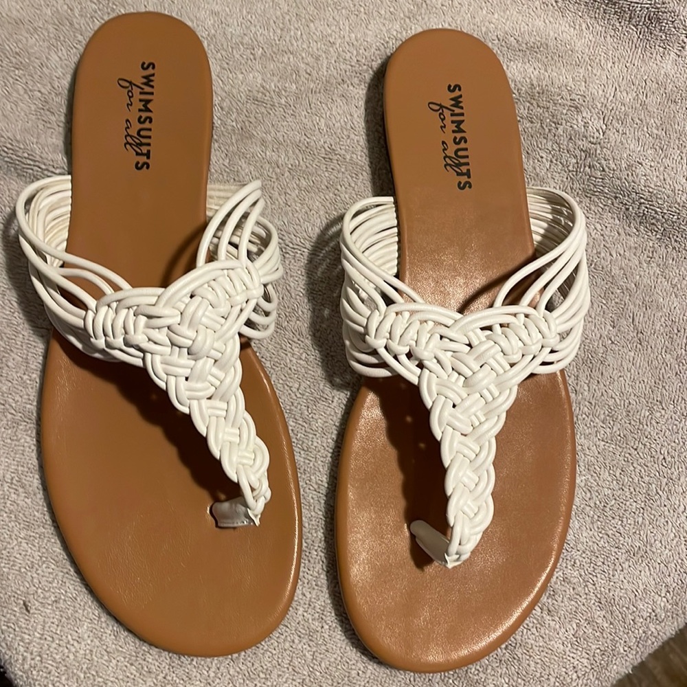 White Hot Summer Macrame Sandals w/ Tan Bottoms & Brown 1” Heel, Sz 10M